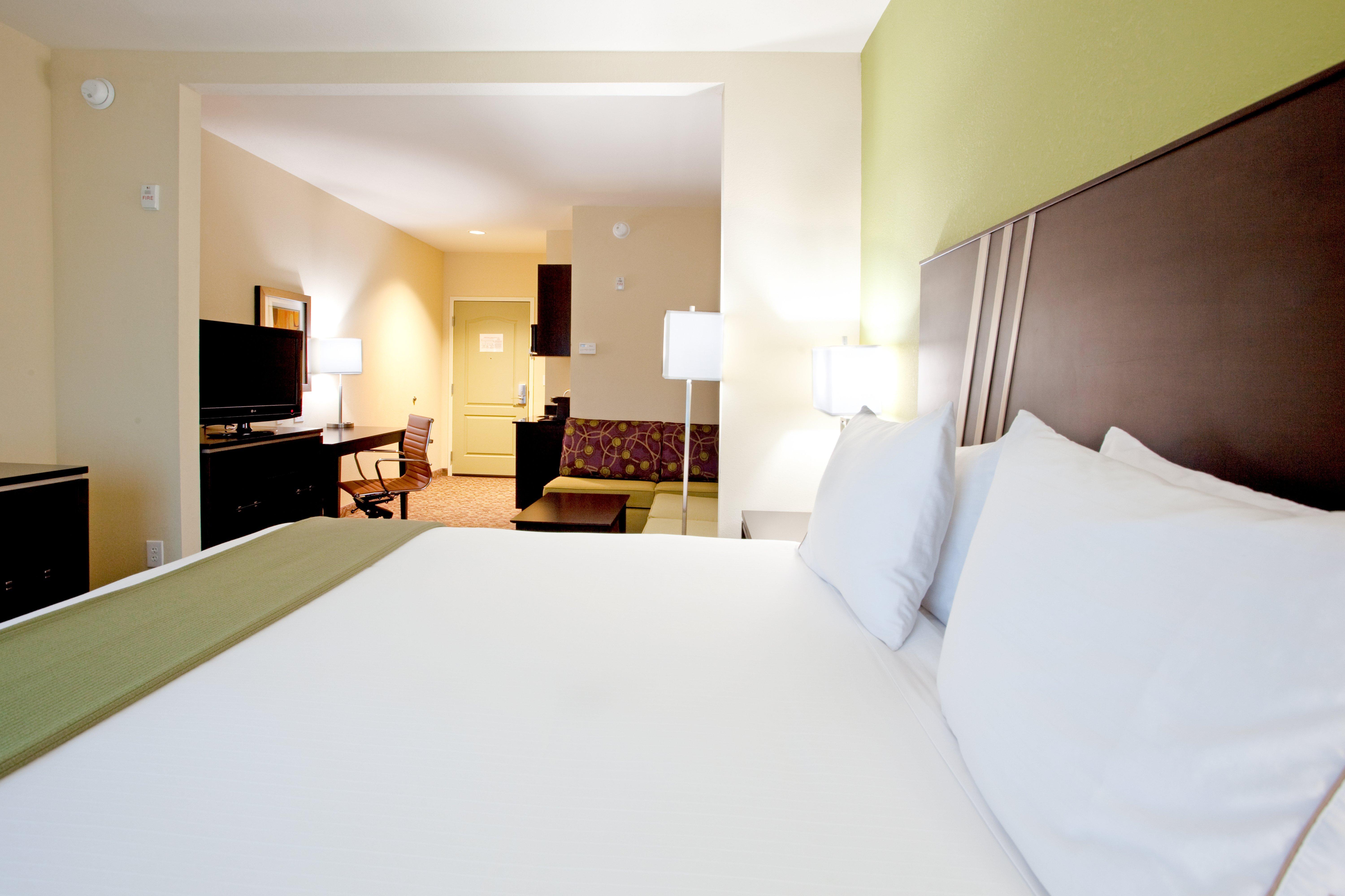 Holiday Inn Express Hotel & Suites Clemson - University Area By Ihg Exterior photo