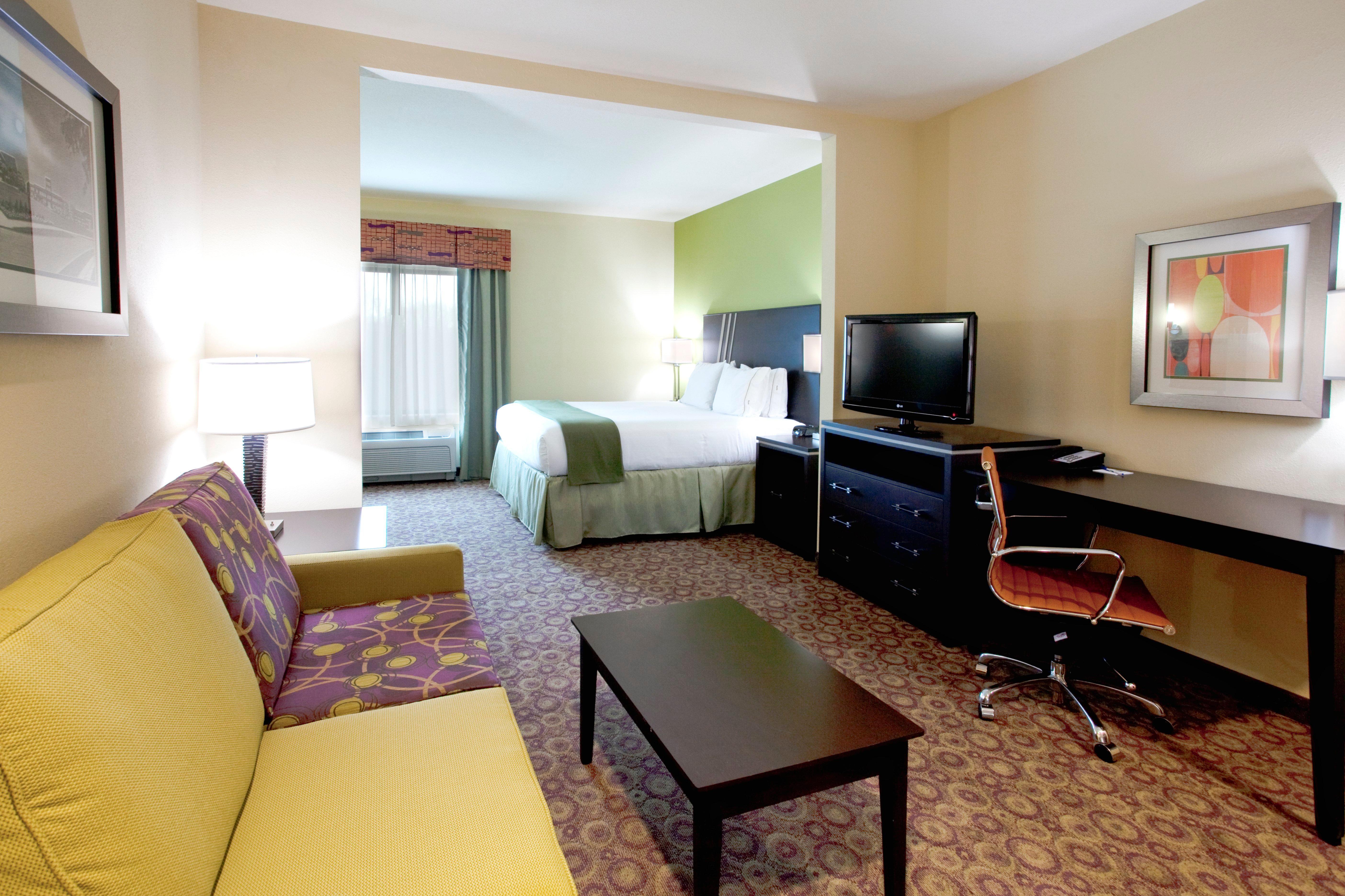 Holiday Inn Express Hotel & Suites Clemson - University Area By Ihg Exterior photo